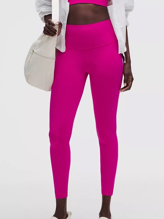 lululemon athletica Pants - LIKE NEW LULULEMON Align High Rise Leggings!